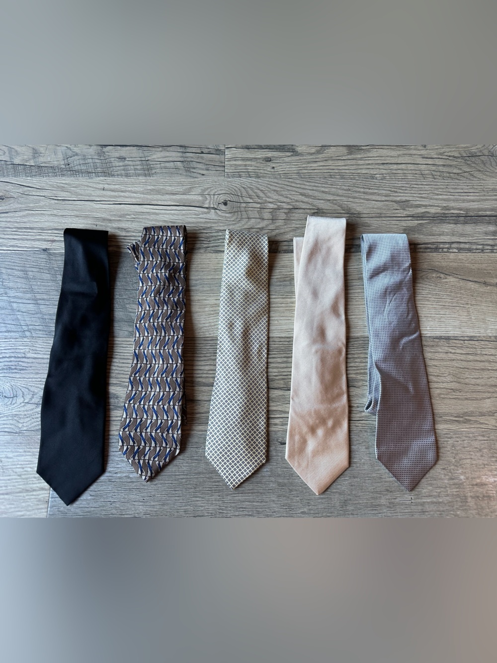 Bundle of Tom James Men's Classic Solid and Patterned Tie Set Black Blue Cream